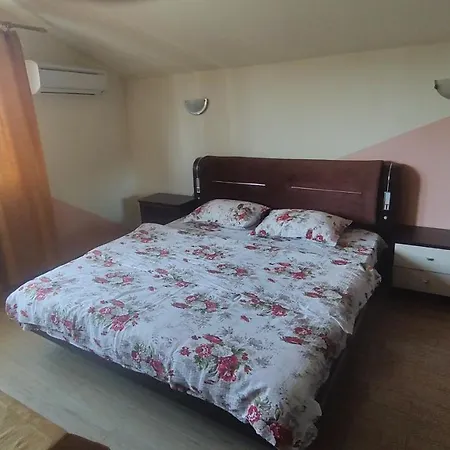 Vila Ghiocelul Tuzla