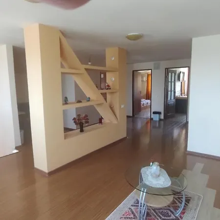 Vila Ghiocelul Tuzla